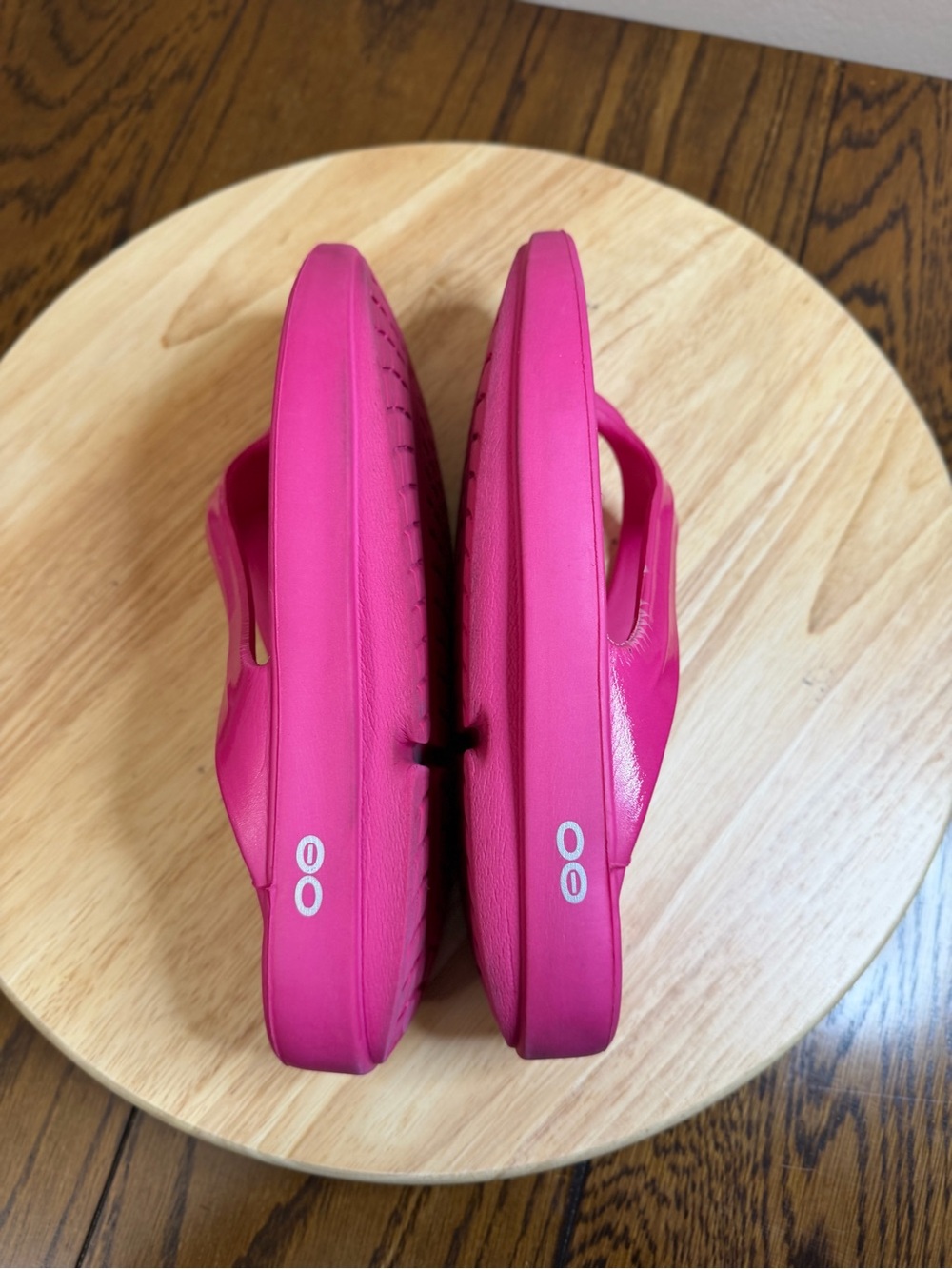 OOFOS women’s OOriginal Sandals Flip Flops Athletic Comfort - Picture 7 of 10